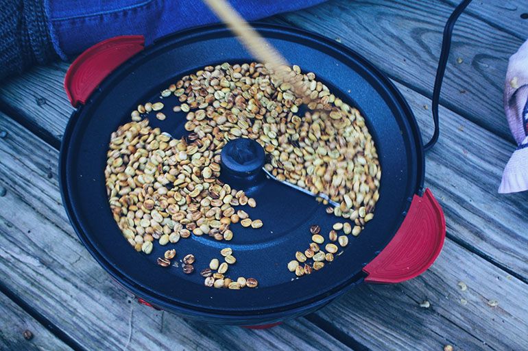 how to roast coffee beans at home Photo Credit: Rich Bowen https://www.flickr.com/photos/rbowen/8170220792